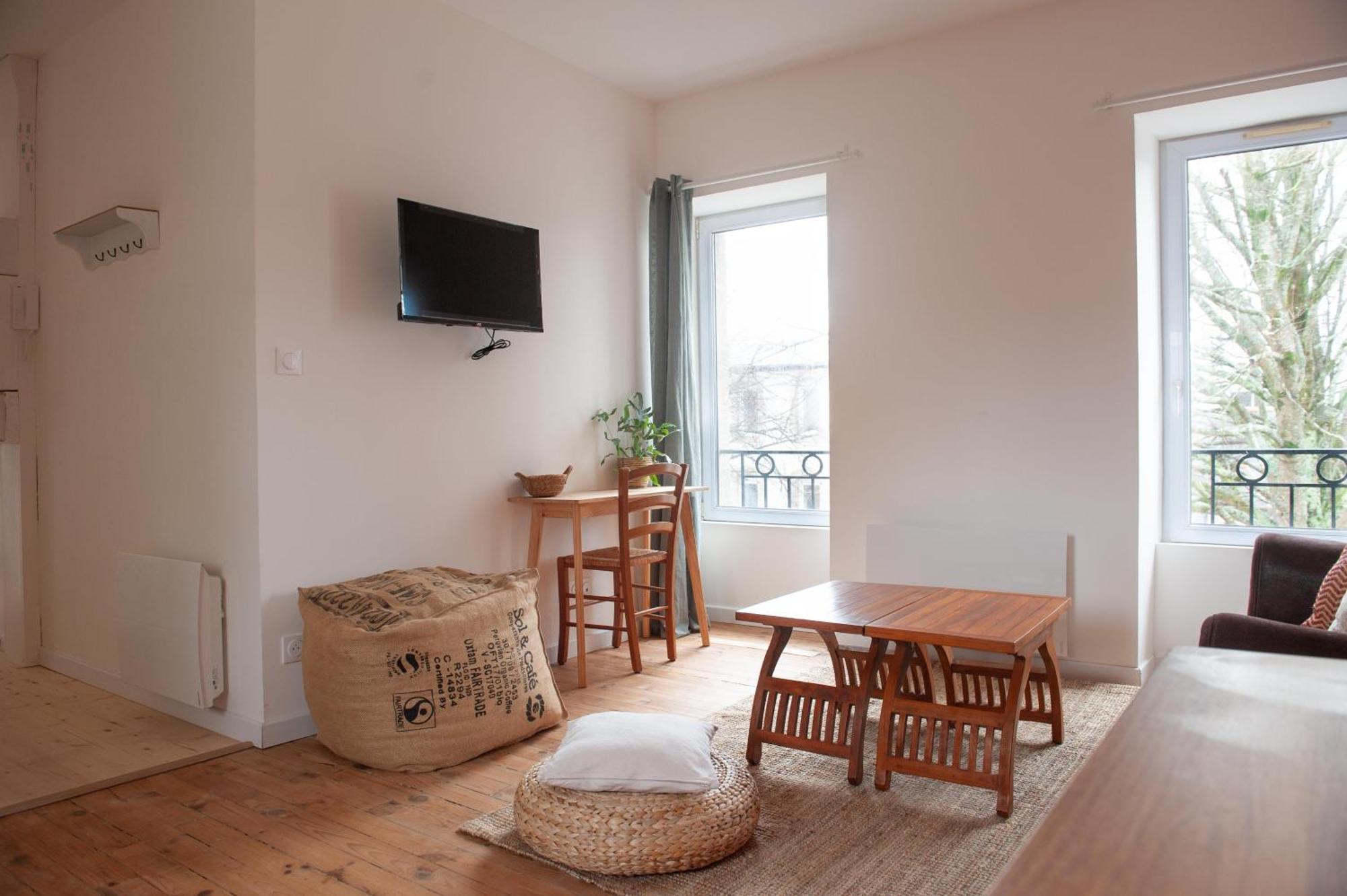 Immeuble De 3 Appartements Avec Cour Interieure Brest Exteriör bild