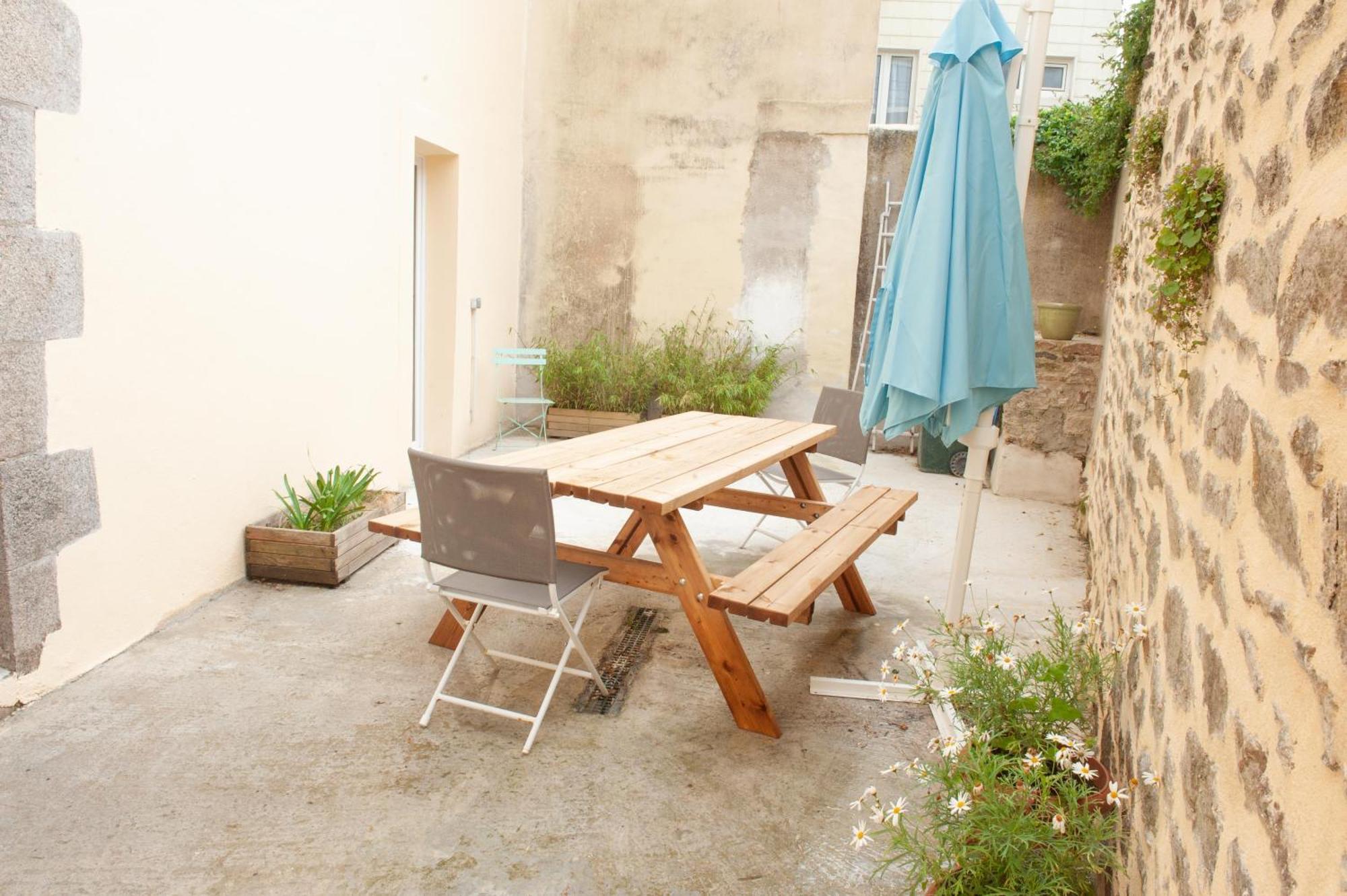 Immeuble De 3 Appartements Avec Cour Interieure Brest Exteriör bild